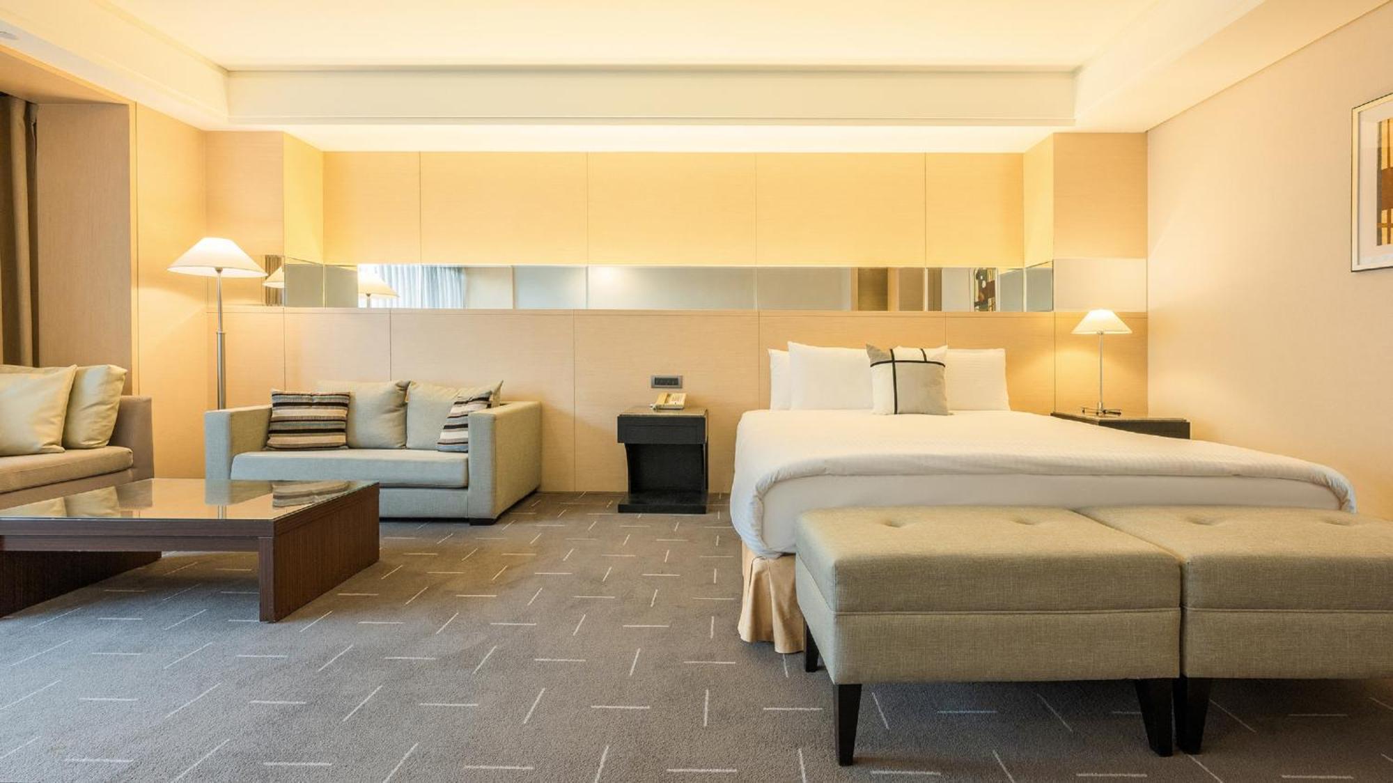 Check Inn Select Taichung Dadun Экстерьер фото